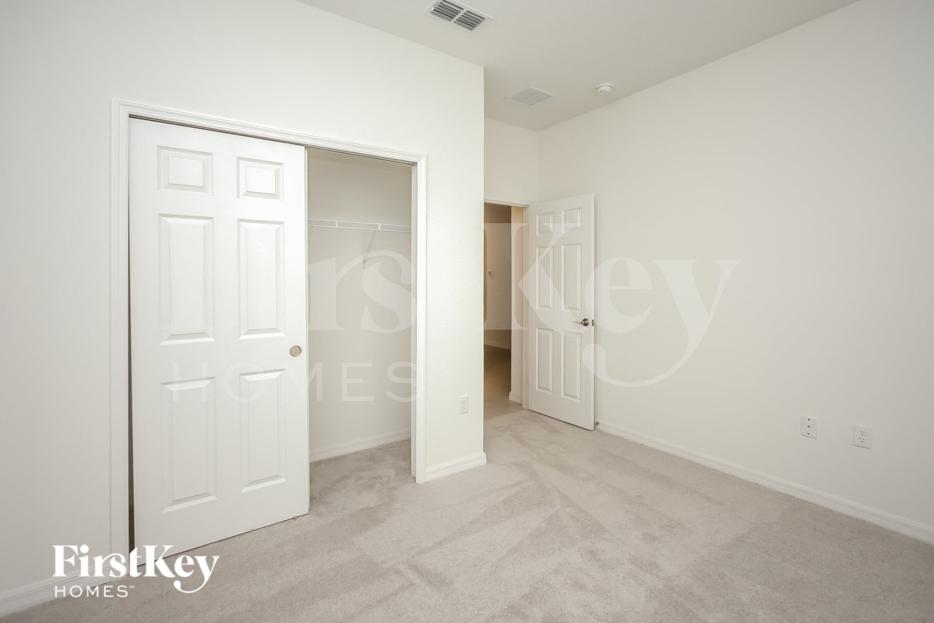 Building Photo - 344 Corbel Ln