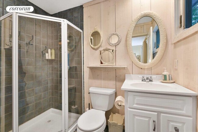 Building Photo - 73 Copeces Ln