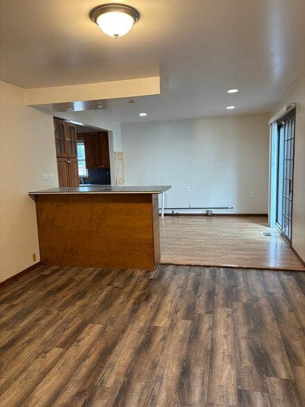 Building Photo - 622 McKeighan Ave