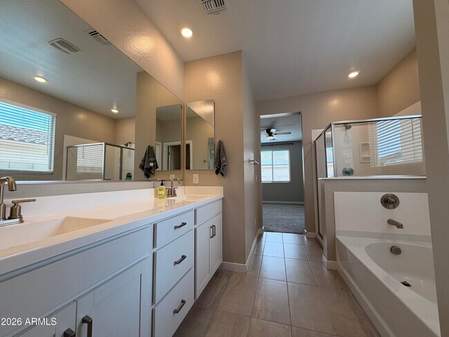 Building Photo - 3463 S 175th Dr