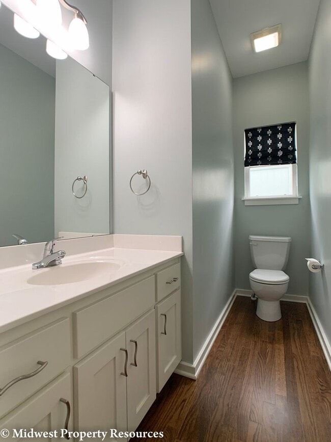 Building Photo - 3 Bedroom Home For Rent | Offered by Midwe...