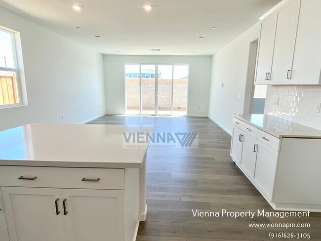 Building Photo - 1072 Solace River Wy