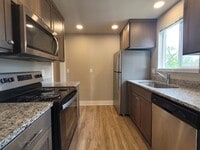 Building Photo - Newly Remodeled 2-Bedroom, 1-Bath Close to...