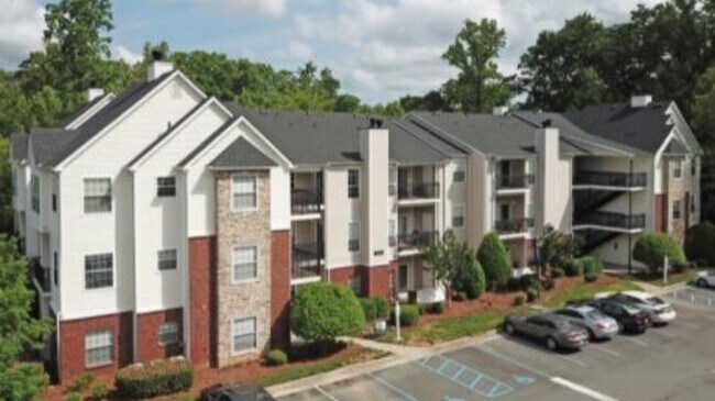 Building Photo - 875 Crowne Forest Ct