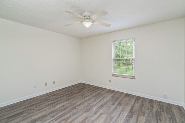Building Photo - 4801 Cannon Ridge Dr