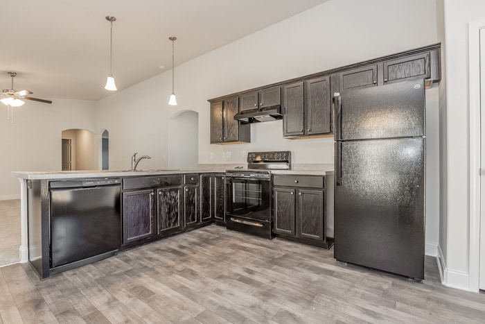Building Photo - 236 Bermuda Lakes Dr