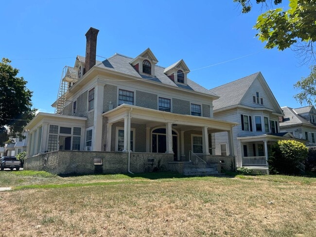 Building Photo - 1114 Union St