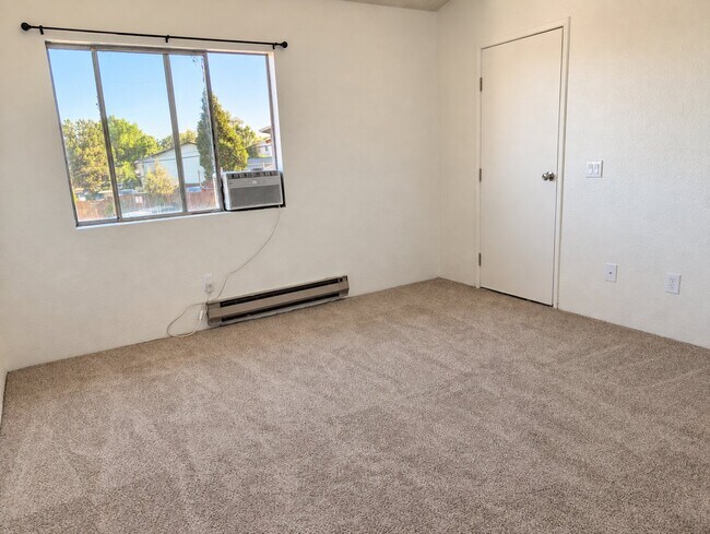 Building Photo - 2345 Tripp Dr