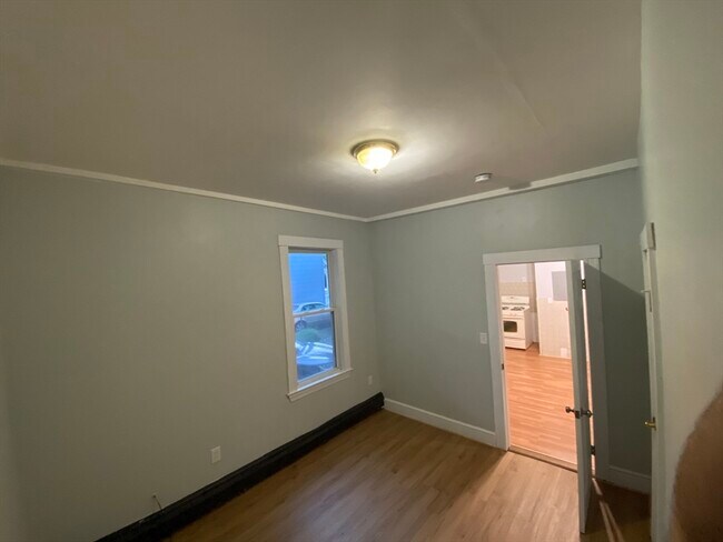 Building Photo - 63 Marshfield St