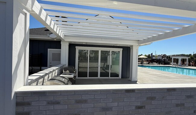 Building Photo - Brand New, Move-In Ready Townhome in Eagle!