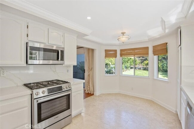 Building Photo - 5974 Ruthwood Dr