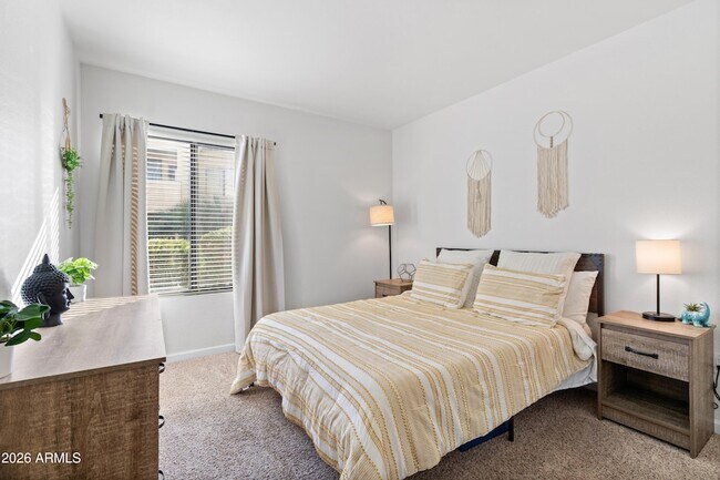 Building Photo - 7575 E Indian Bend Rd