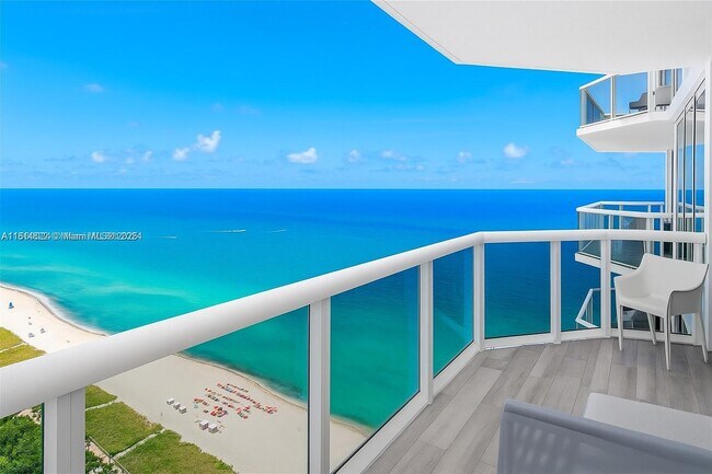 Building Photo - 4779 Collins Ave