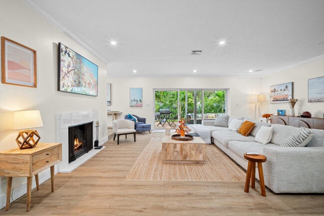 Building Photo - 2421 SW 29th Way