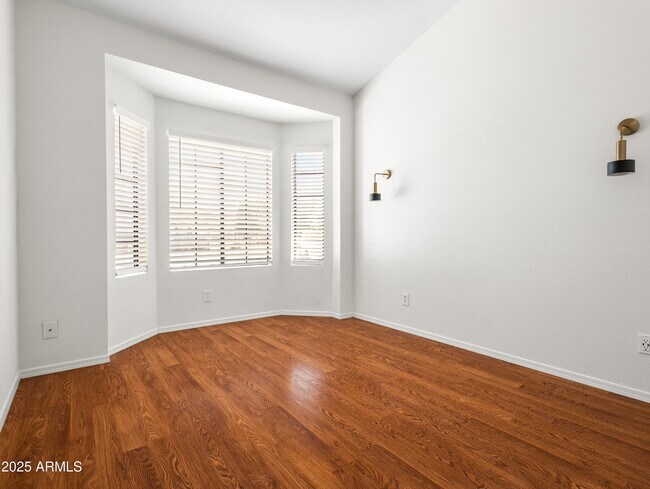 Building Photo - 1110 N Gull Haven Ct