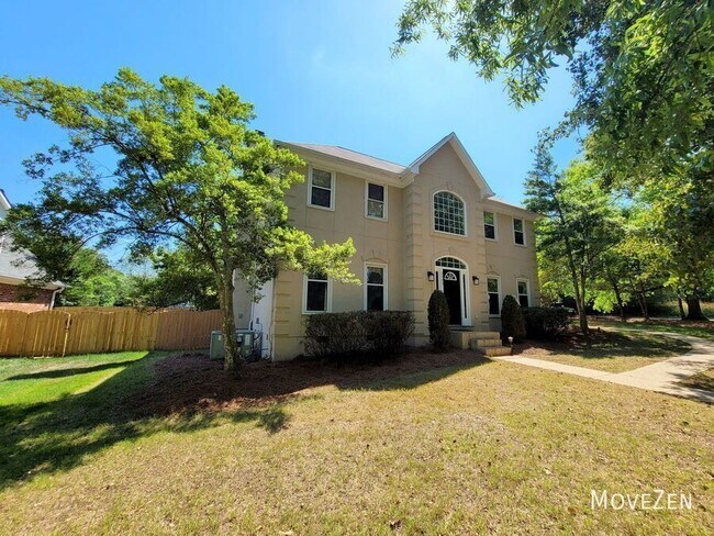Building Photo - 2400 Tweedmore Ct