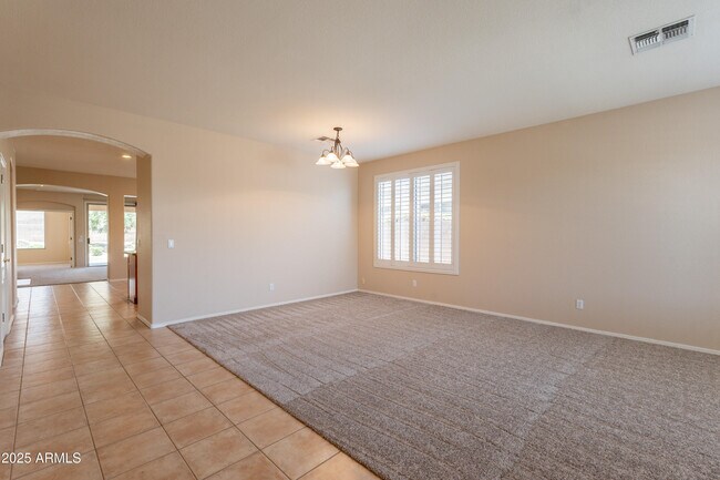 Building Photo - 1738 W Glenhaven Dr