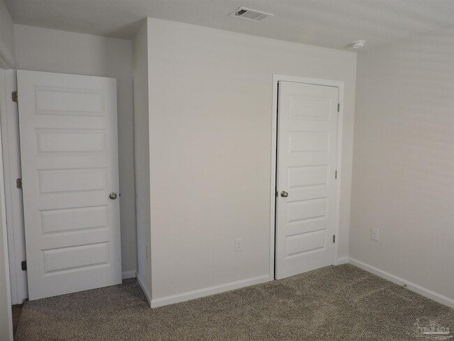 Building Photo - 5427 Peach Dr