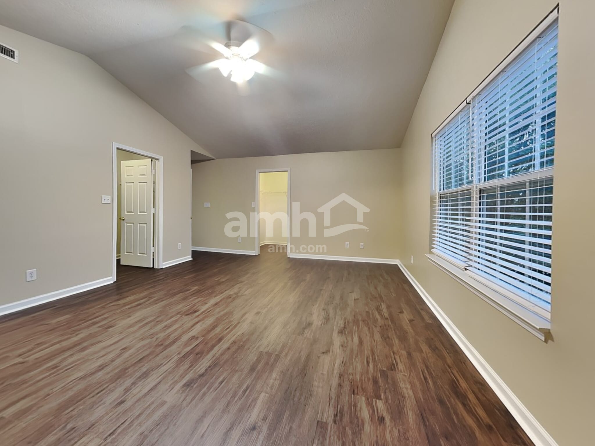 Building Photo - 15003 Lovely Dove Ln