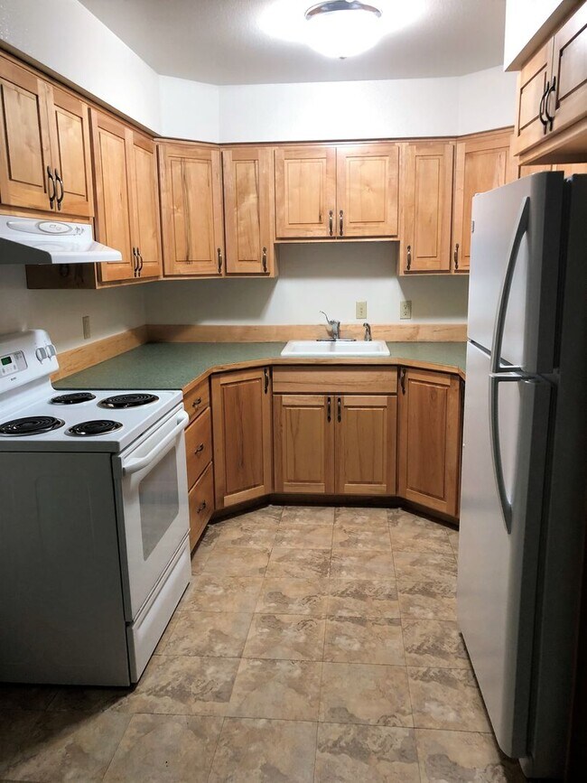 Building Photo - 717sum