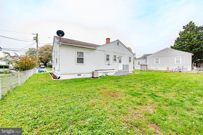 Building Photo - 919 Carroll Ave