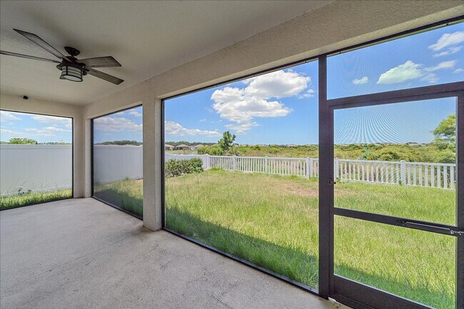 Building Photo - Annual 4 bed/2 bath Single Family Home