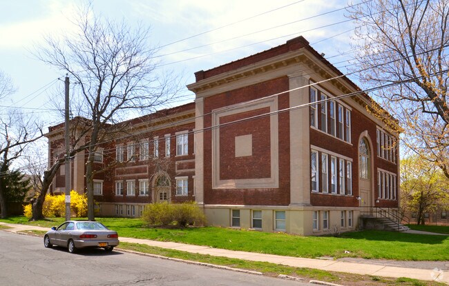 Building Photo - 1675 Avenue B