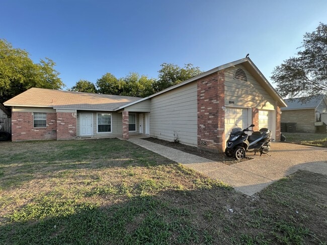 Building Photo - 8848 Meadow Range St