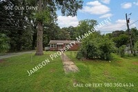 Building Photo - 501 Olin Dr