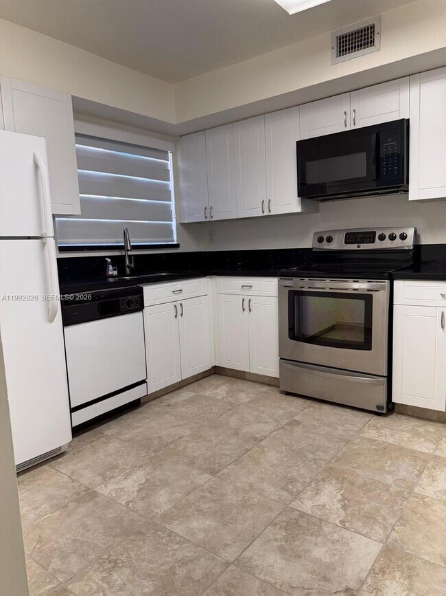 Building Photo - 14907 SW 80th St