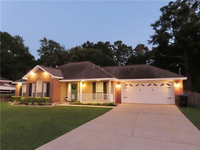 Building Photo - 9471 Homestead Dr S