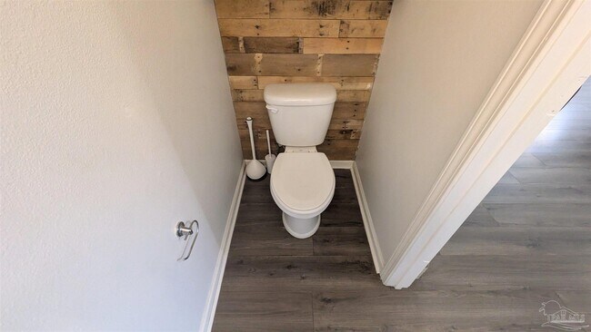 Building Photo - 5881 Little Leaf Court