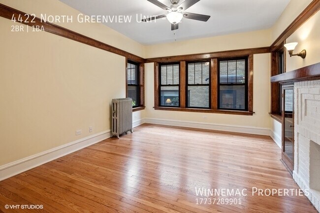 Building Photo - 4422 N Greenview Ave