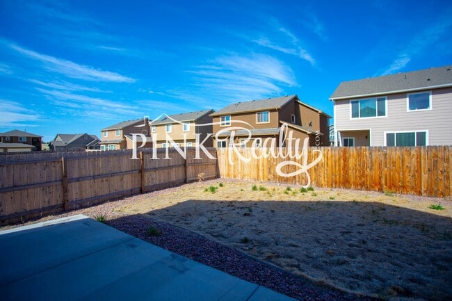 Building Photo - Gorgeous 2 Story Home in Lorson Ranch!!