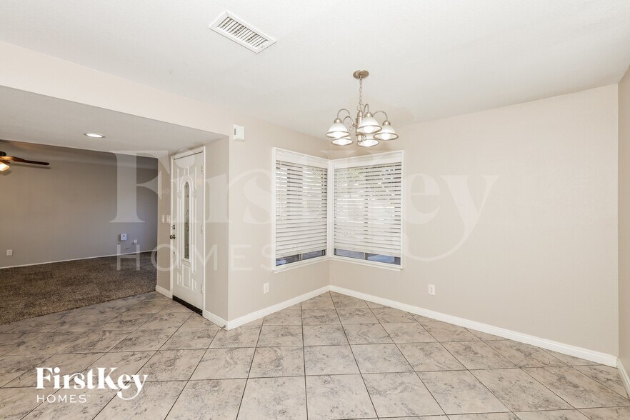 Building Photo - 2406 El Cid Ct