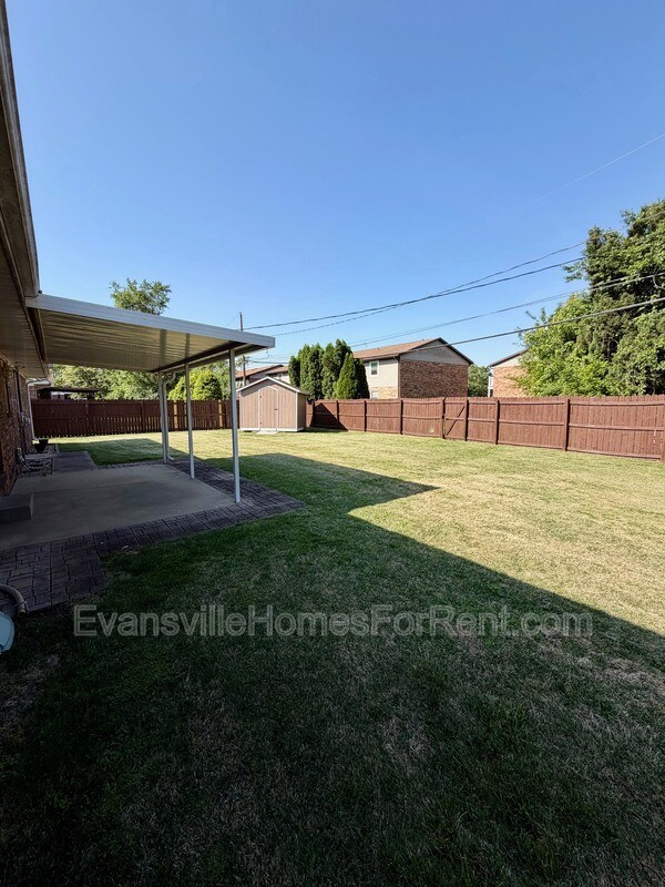 Building Photo - 1724 N Colony Dr