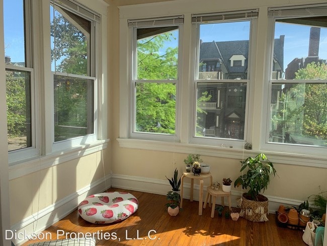 Building Photo - 2712 Grove Ave