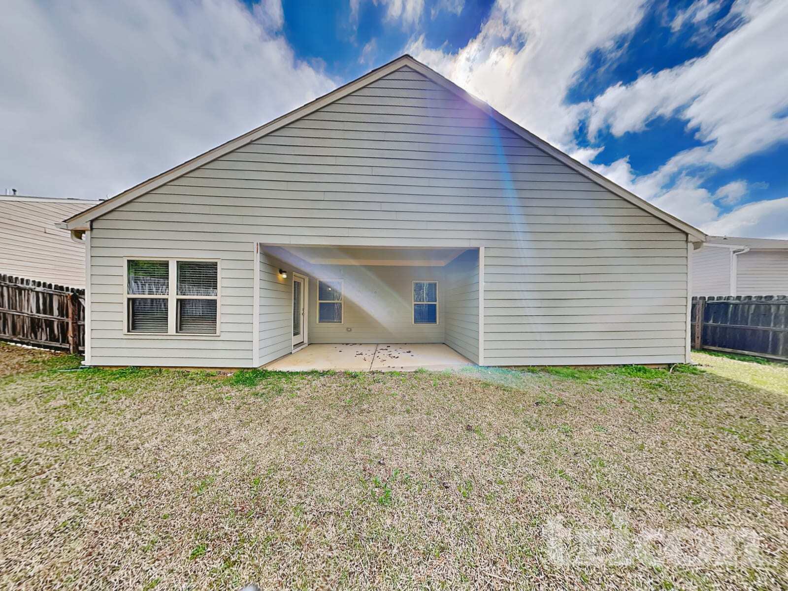 Building Photo - 38 Ponders Rd