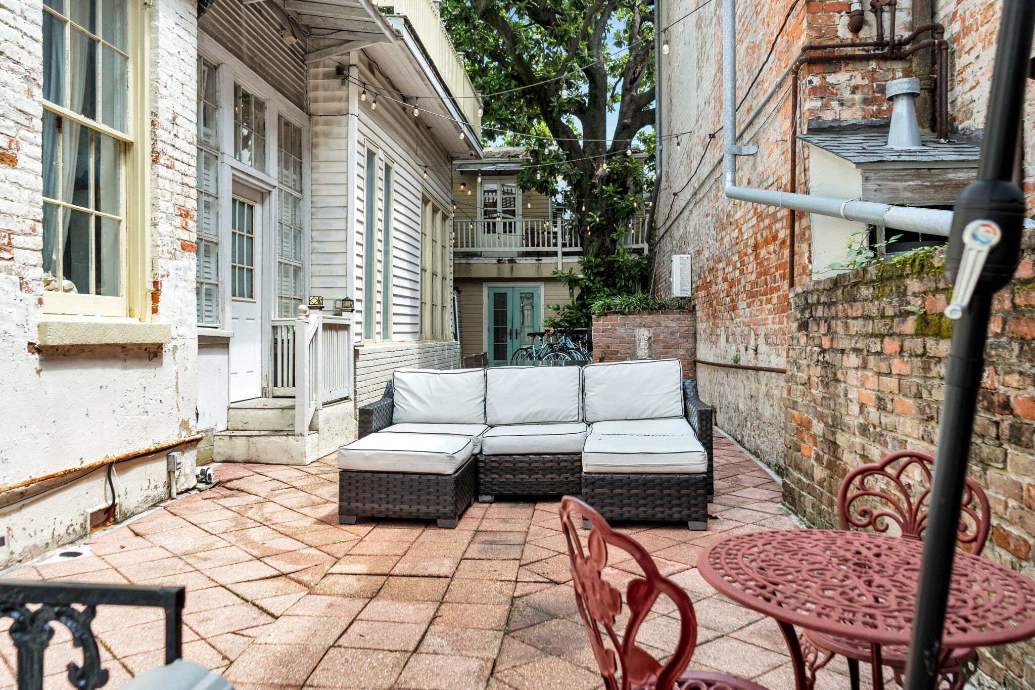 Building Photo - 1839 Esplanade Ave