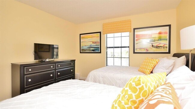 Building Photo - 1424 Rolling Fairway Dr