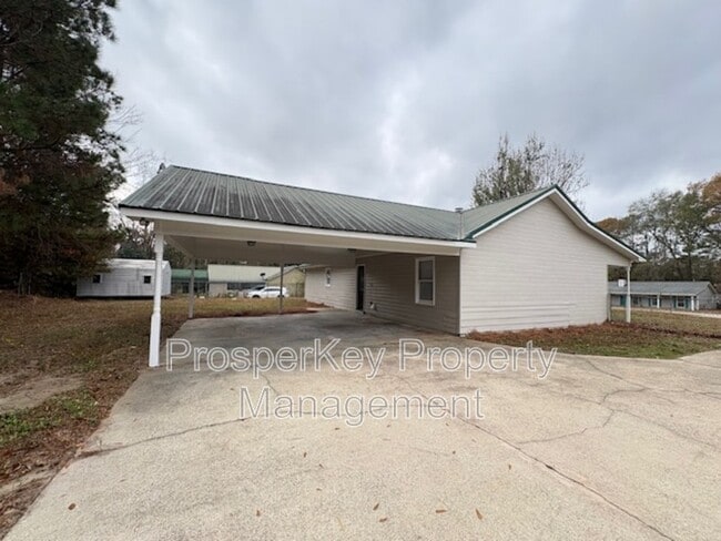 Building Photo - 106 Bonanza Dr