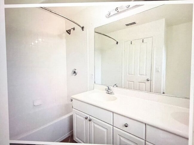 Building Photo - Ocean Pointe - Kelohi Kai - 4-bedroom 3 bath/enclosed garage