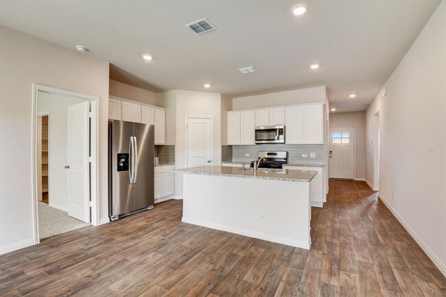 Building Photo - 20717 Akinosho Ln