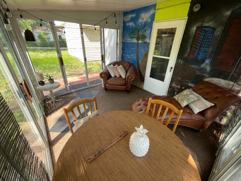 Building Photo - 6444 16th Ave S