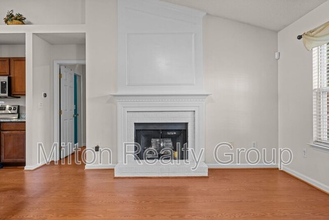 Building Photo - 4109 Fawn Glen Dr