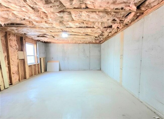 Building Photo - 1140 Foxcroft Dr