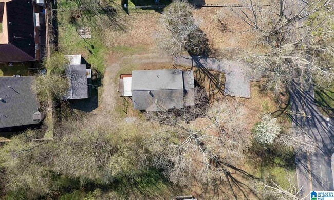 Building Photo - 3175 Allison-Bonnett Memorial Dr