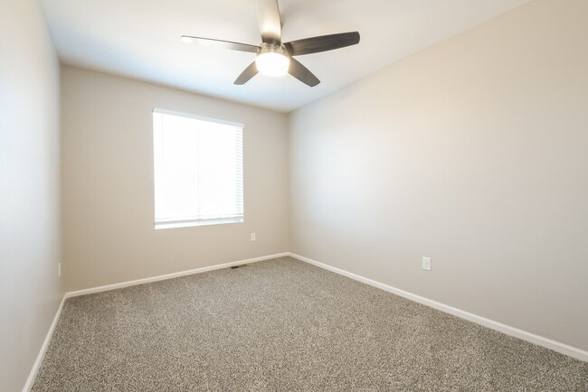 Building Photo - 10558 Worchester St