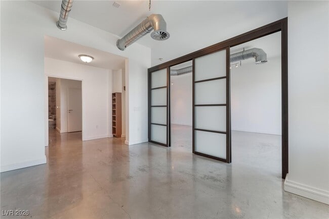 Building Photo - 200 Hoover Ave