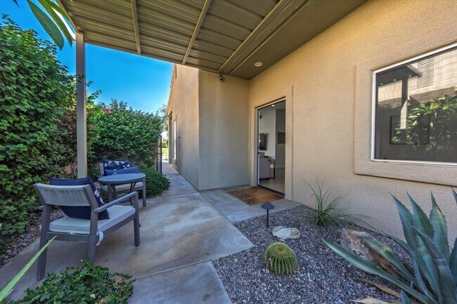 Building Photo - 38 Pine Valley Dr